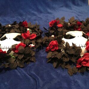 Nightmare Before Christmas (2) Wreaths + Additional (3) Masks 🎄🤶
